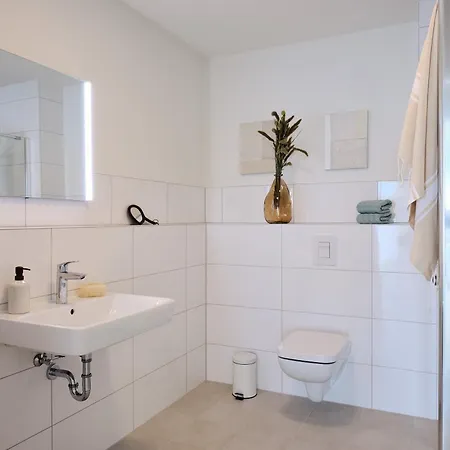 B 2 - Allergikerfreundlich, Extra Bike Friendly Und Mit Suedterrasse Im 