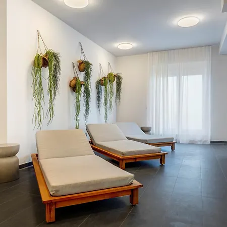 B 2 - Allergikerfreundlich, Extra Bike Friendly Und Mit Suedterrasse Im 